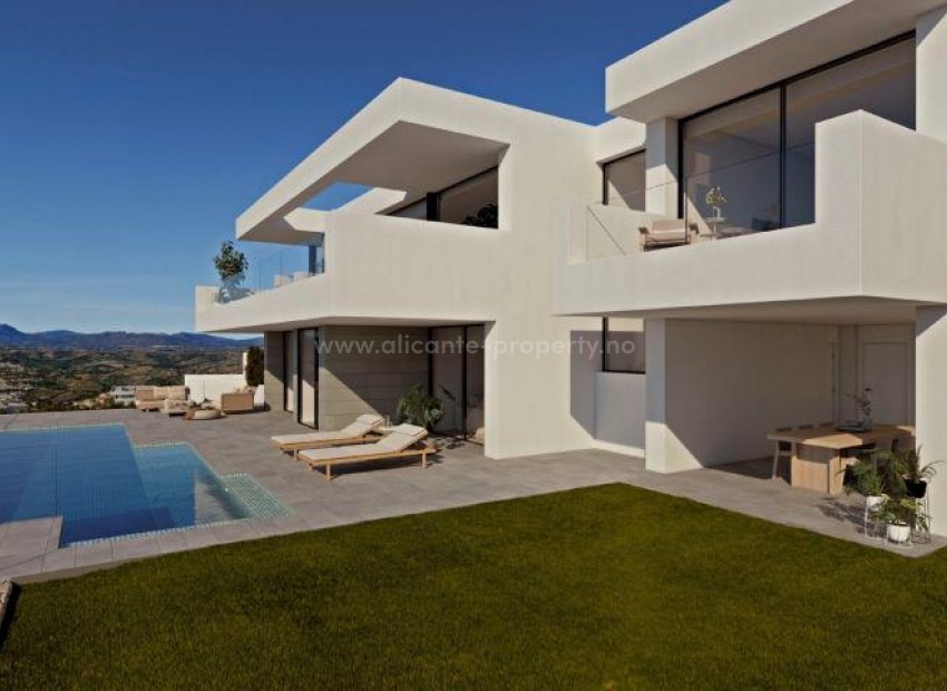 Exclusive house/villa in Benitachell with sea views, 3 bedrooms, infinity pool and large garden, closed garage for 2 cars, smart house