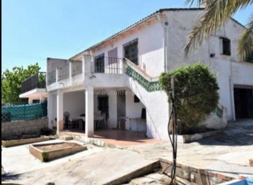 Finca/Country House in Real De Montroi
