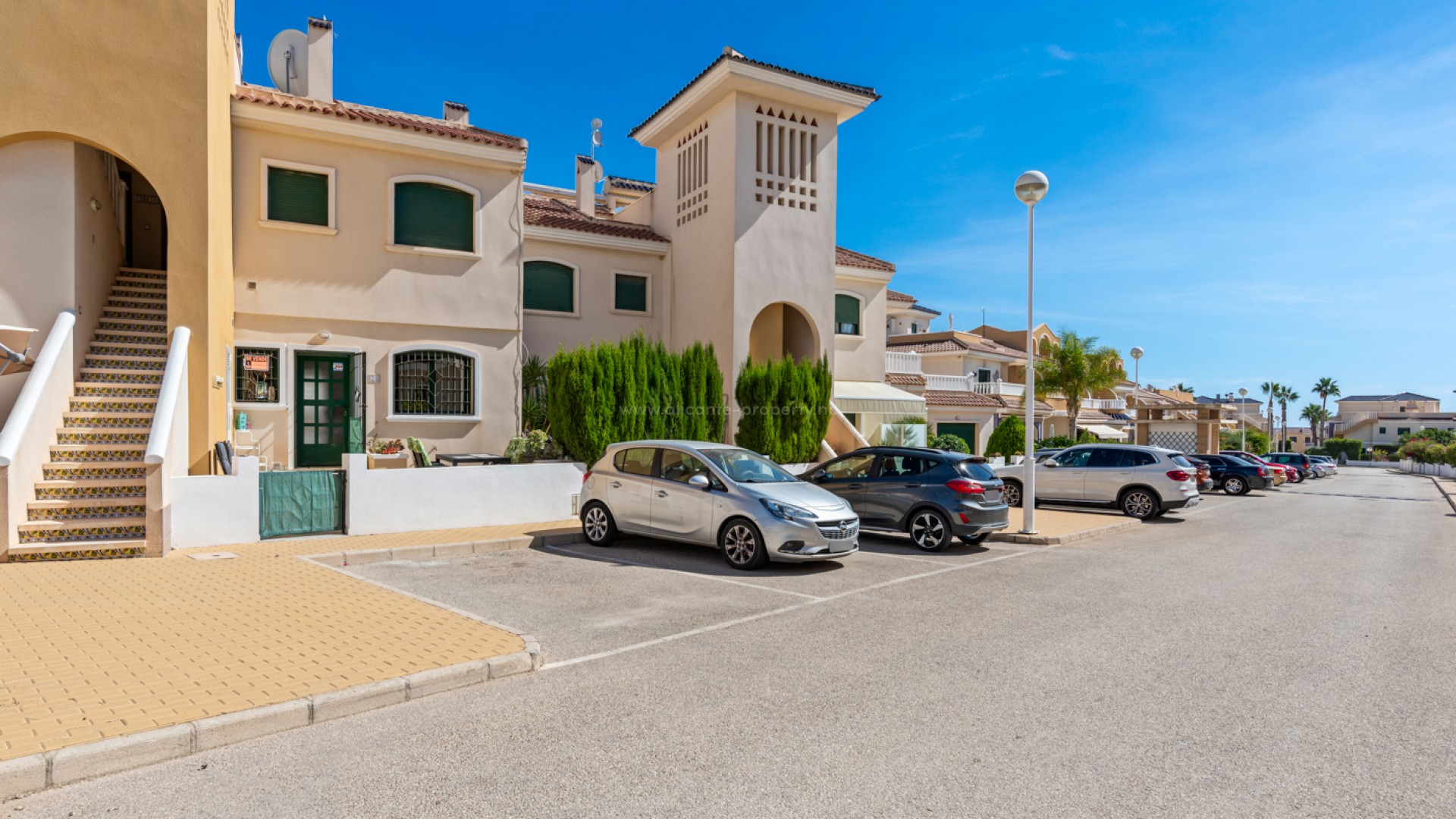 Ground Floor in Doña Pepa