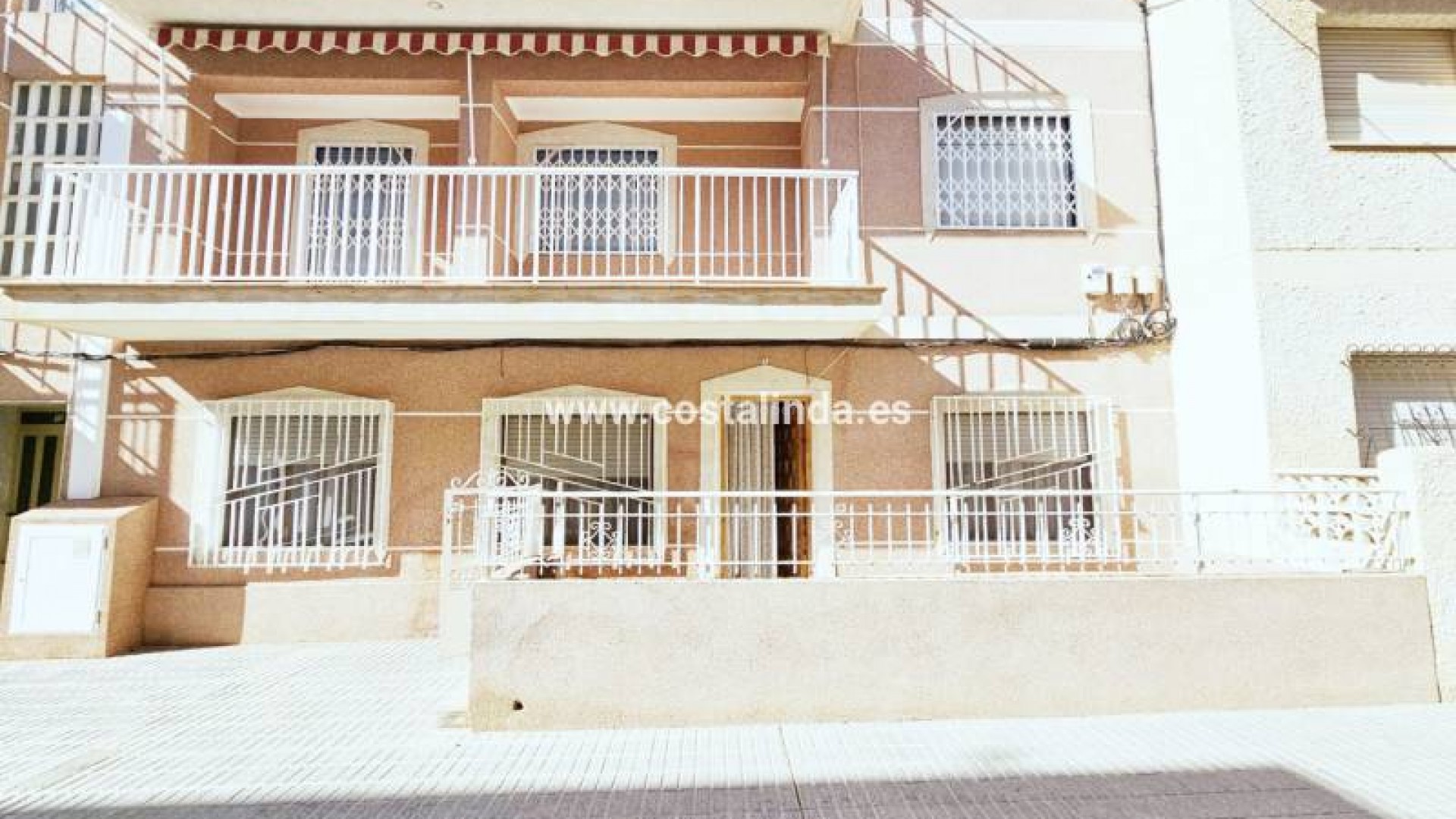 Ground Floor in Los Alcazares