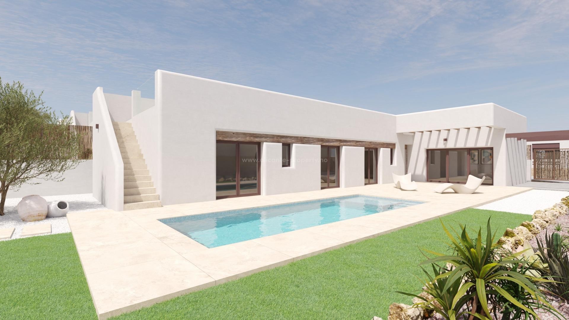 Helt nye luksus-villaer/hus i La Finca Golf, 3 soverom, 2 bad, privat basseng og stort uteområdet, innendørs parkeringsplass