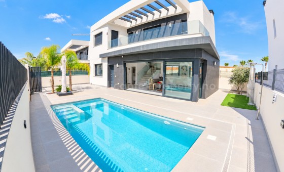 Hus / Villa - Brukt bolig - Algorfa - La finca Golf