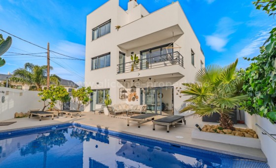 Hus / Villa - Brukt bolig - Alicante - Alicante Centro