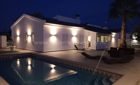 Hus / Villa - Brukt bolig - Cabo Roig - Cabo Roig
