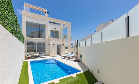 Hus / Villa - Brukt bolig - Cabo Roig -
                Cabo Roig