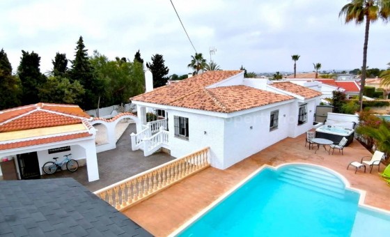 Hus / Villa - Brukt bolig - Ciudad Quesada - BR-45814