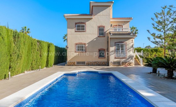 Hus / Villa - Brukt bolig - Ciudad Quesada - Doña Pepa