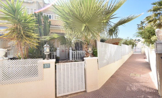 Hus / Villa - Brukt bolig - Ciudad Quesada - Doña Pepa