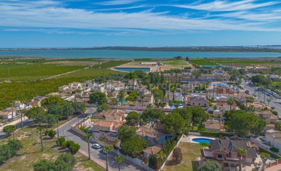 Hus / Villa - Brukt bolig - Ciudad Quesada -
                Doña Pepa