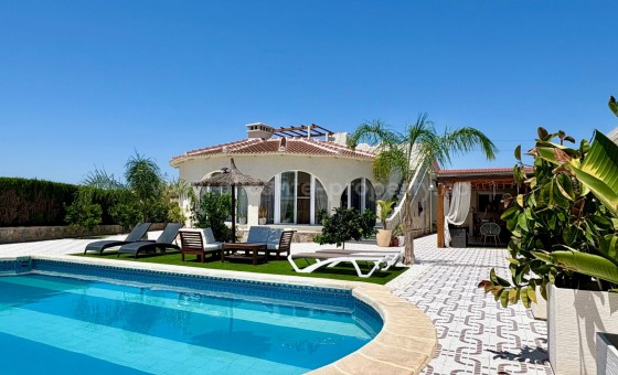 Hus / Villa - Brukt bolig - Ciudad Quesada - GAA-11335