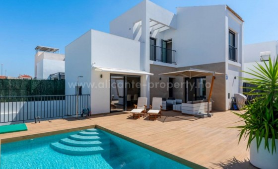 Hus / Villa - Brukt bolig - Ciudad Quesada - GAA-38138