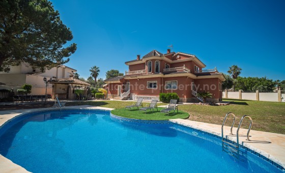 Hus / Villa - Brukt bolig - Ciudad Quesada - GAA-57522