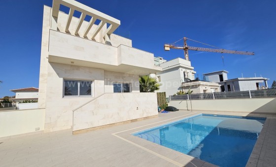 Hus / Villa - Brukt bolig - La Zenia - La Zenia