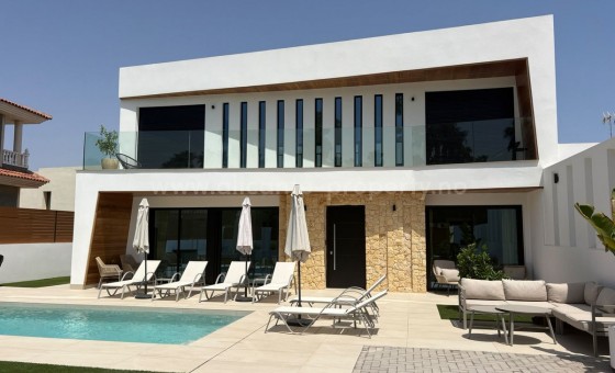 Hus / Villa - Brukt bolig - Los Altos - Los Altos