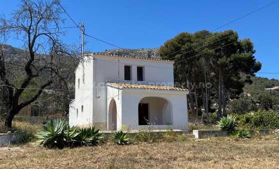 Hus / Villa - Brukt bolig - Novelda - Estación