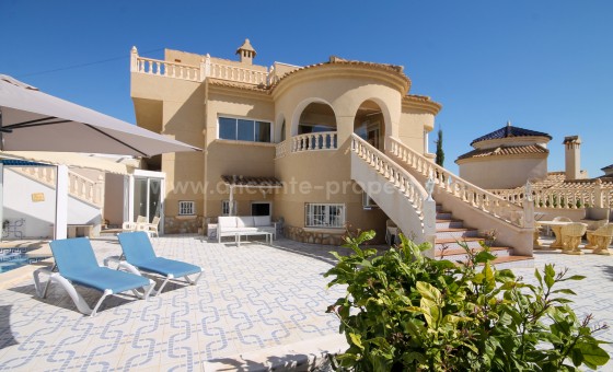 Hus / Villa - Brukt bolig - Orihuela Costa -
                Orihuela Costa