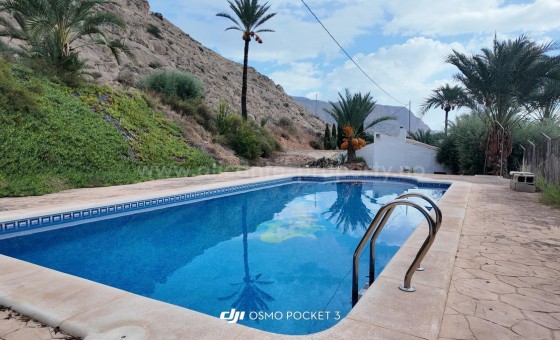 Hus / Villa - Brukt bolig - Orihuela - Orihuela Centro