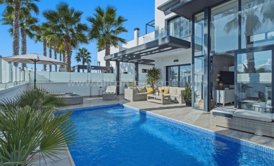 Hus / Villa - Brukt bolig - Orihuela - Orihuela Centro