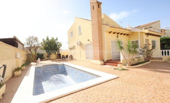 Hus / Villa - Brukt bolig - Playa Flamenca - Playa Flamenca