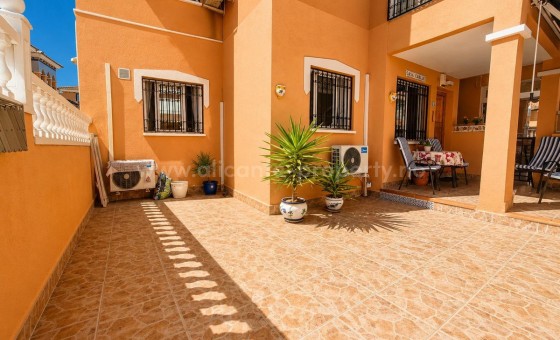 Hus / Villa - Brukt bolig - Playa Flamenca - Playa Flamenca