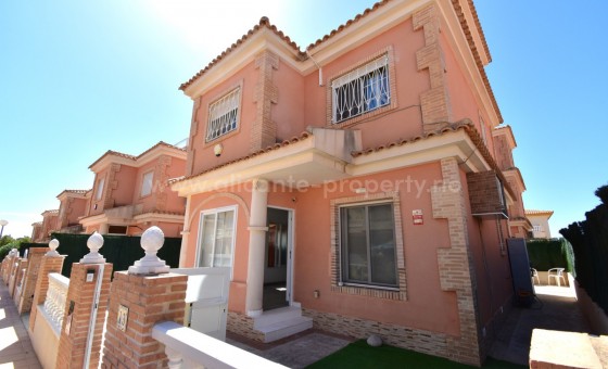 Hus / Villa - Brukt bolig - Playa Flamenca -
                Playa Flamenca