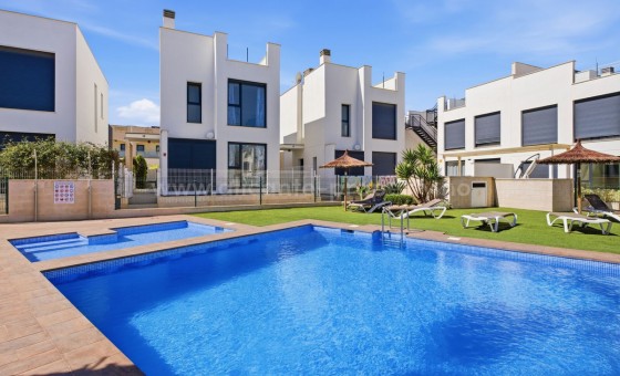 Hus / Villa - Brukt bolig - Punta Prima - Punta Prima