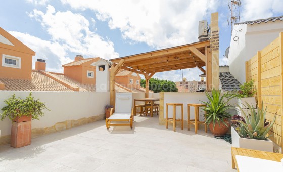 Hus / Villa - Brukt bolig - Torrevieja - La Mata