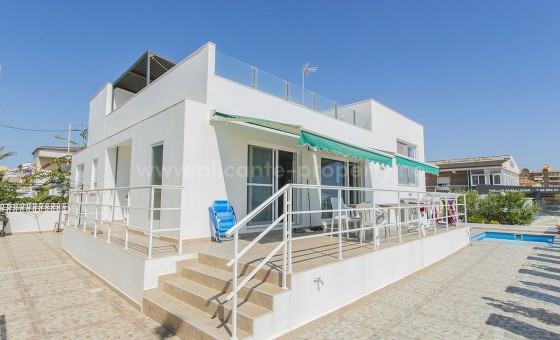 Hus / Villa - Brukt bolig - Torrevieja - La Mata