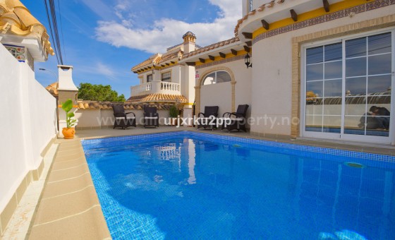 Hus / Villa - Brukt bolig - Torrevieja - Torrevieja Centro