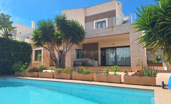 Hus / Villa - Brukt bolig - Torrevieja - Torrevieja Centro