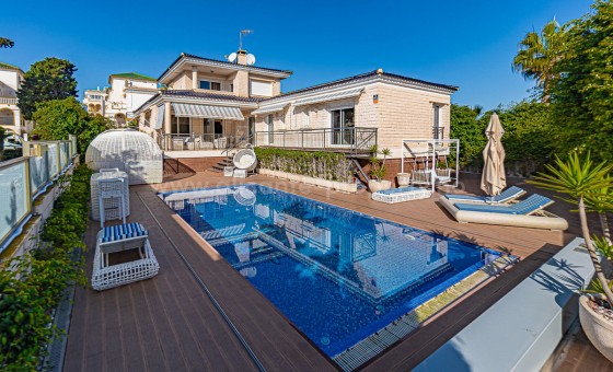 Hus / Villa - Brukt bolig - Torrevieja - Torrevieja Centro
