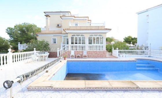 Hus / Villa - Brukt bolig - Villamartín -
                Las Filipinas