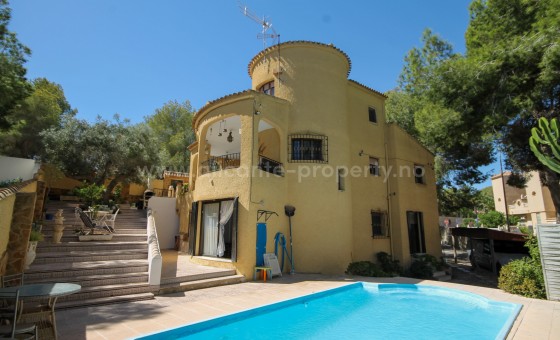 Hus / Villa - Brukt bolig - Villamartín - Villamartín