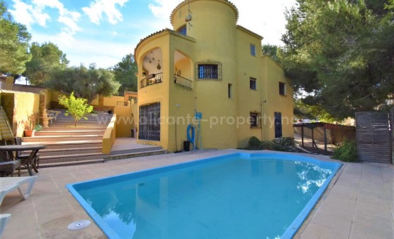 Hus / Villa - Brukt bolig - Villamartín - Villamartín