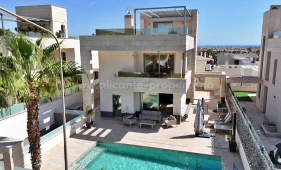 Hus / Villa - Brukt bolig - Villamartín - Villamartín