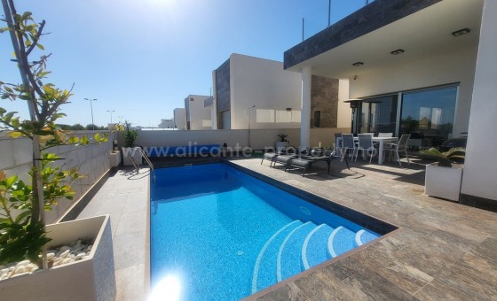 Hus / Villa - Brukt bolig - Villamartín - Villamartín