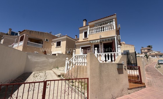 Hus / Villa - Brukt bolig - Villamartín - Villamartín