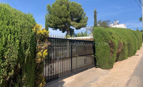 Hus / Villa - Brukt bolig - Villamartín - Villamartín
