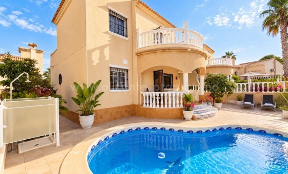 Hus / Villa - Brukt bolig - Villamartín - Villamartín