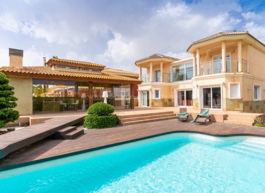 Hus / Villa i Aguas Nuevas