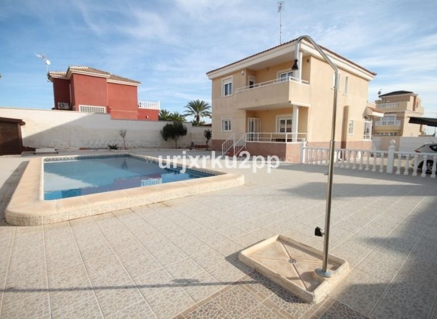 Hus / Villa i Aguas Nuevas