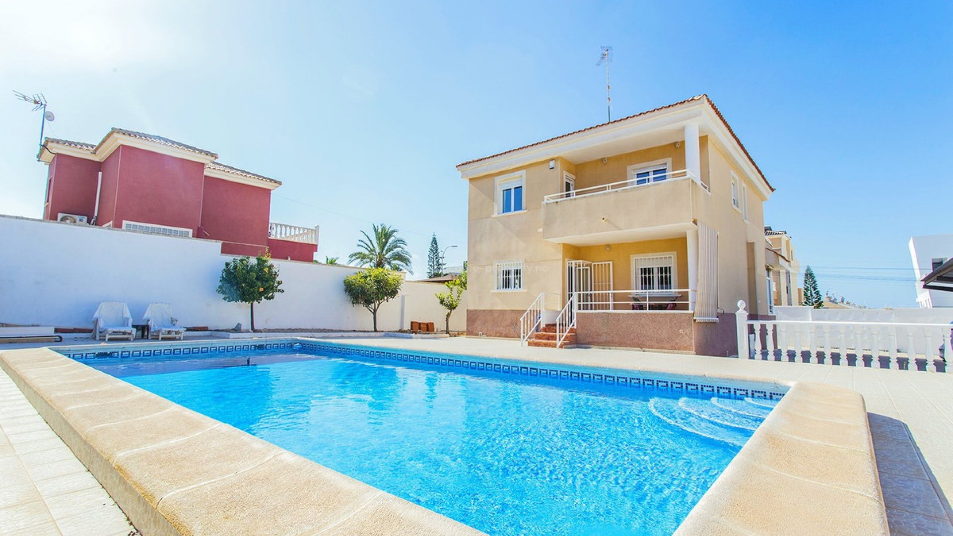 Hus / Villa i Aguas Nuevas