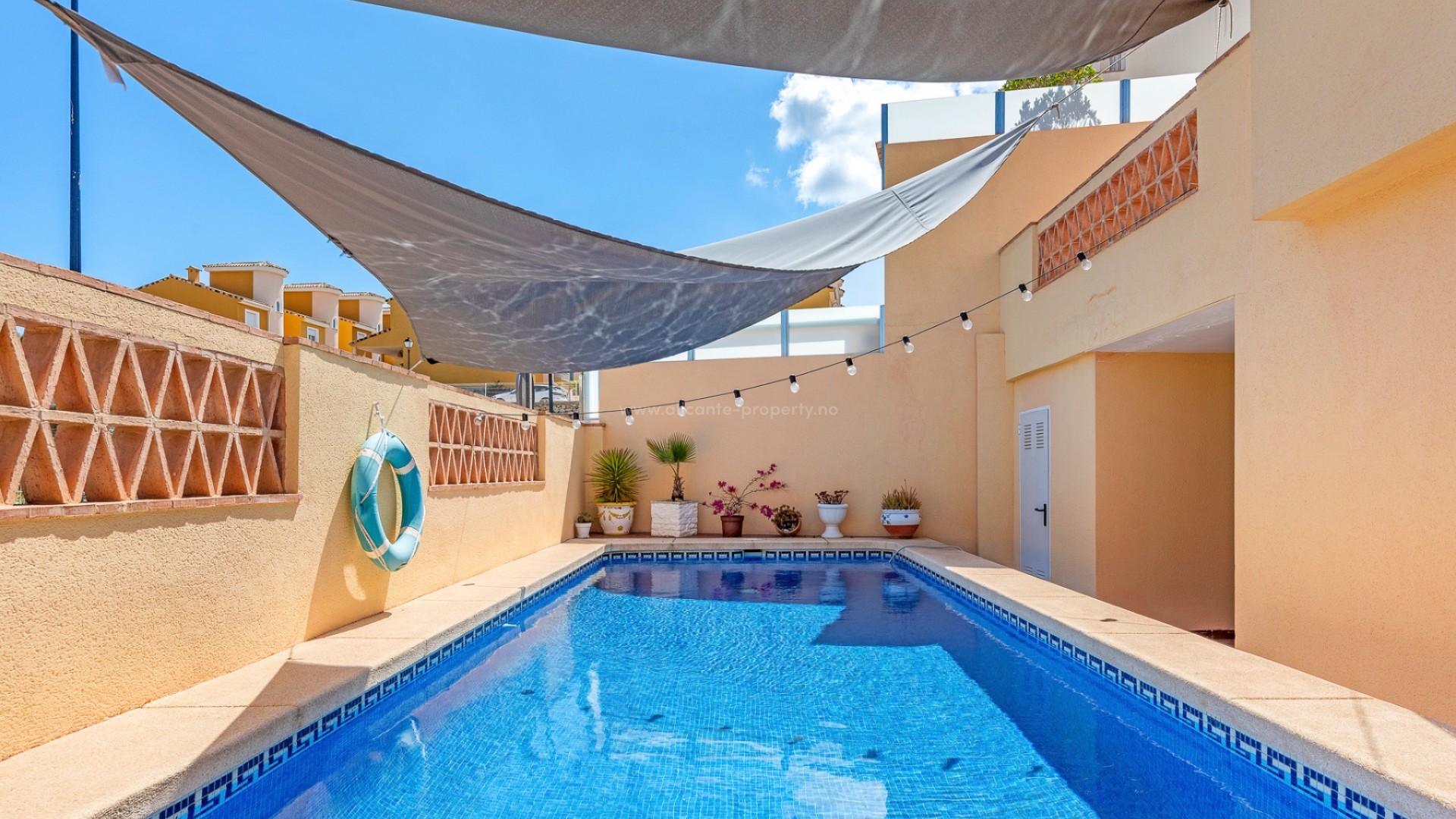 Hus / Villa i Alfaz del Pi