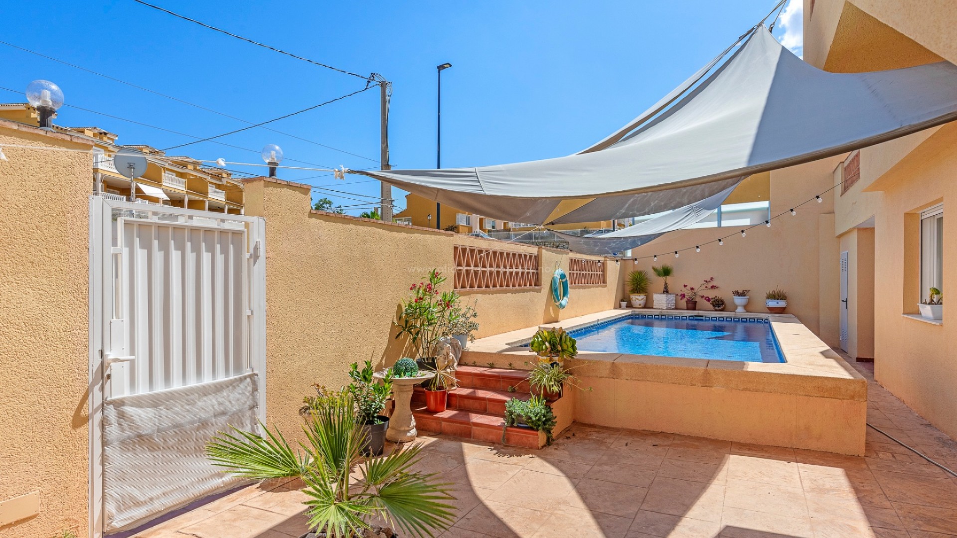 Hus / Villa i Alfaz del Pi