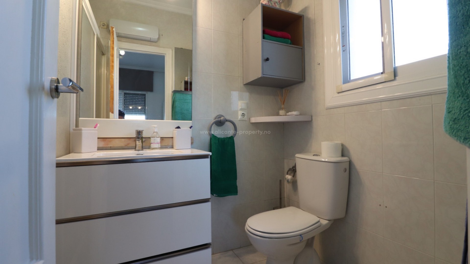 Hus / Villa i Algorfa Centro