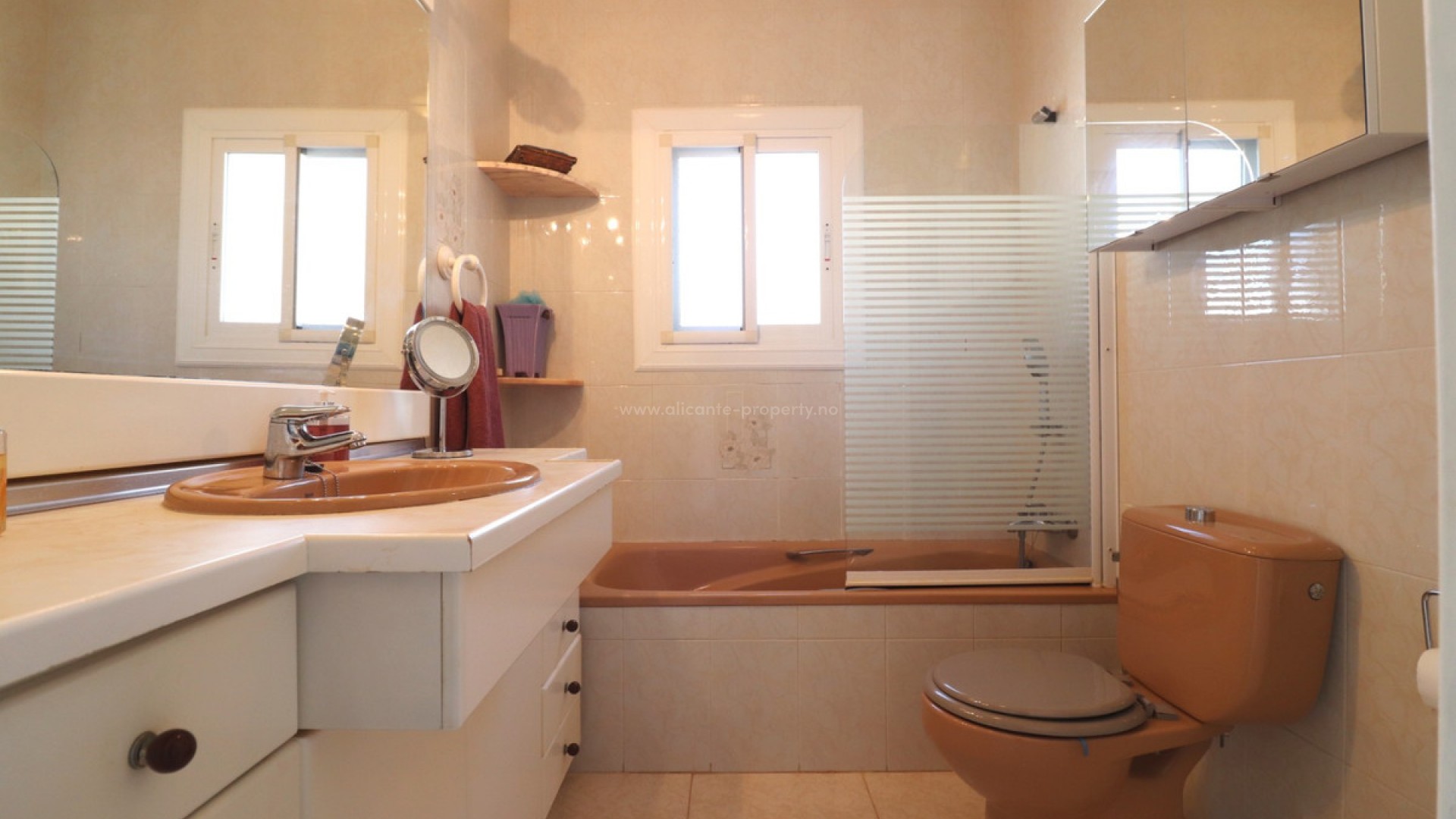 Hus / Villa i Algorfa Centro