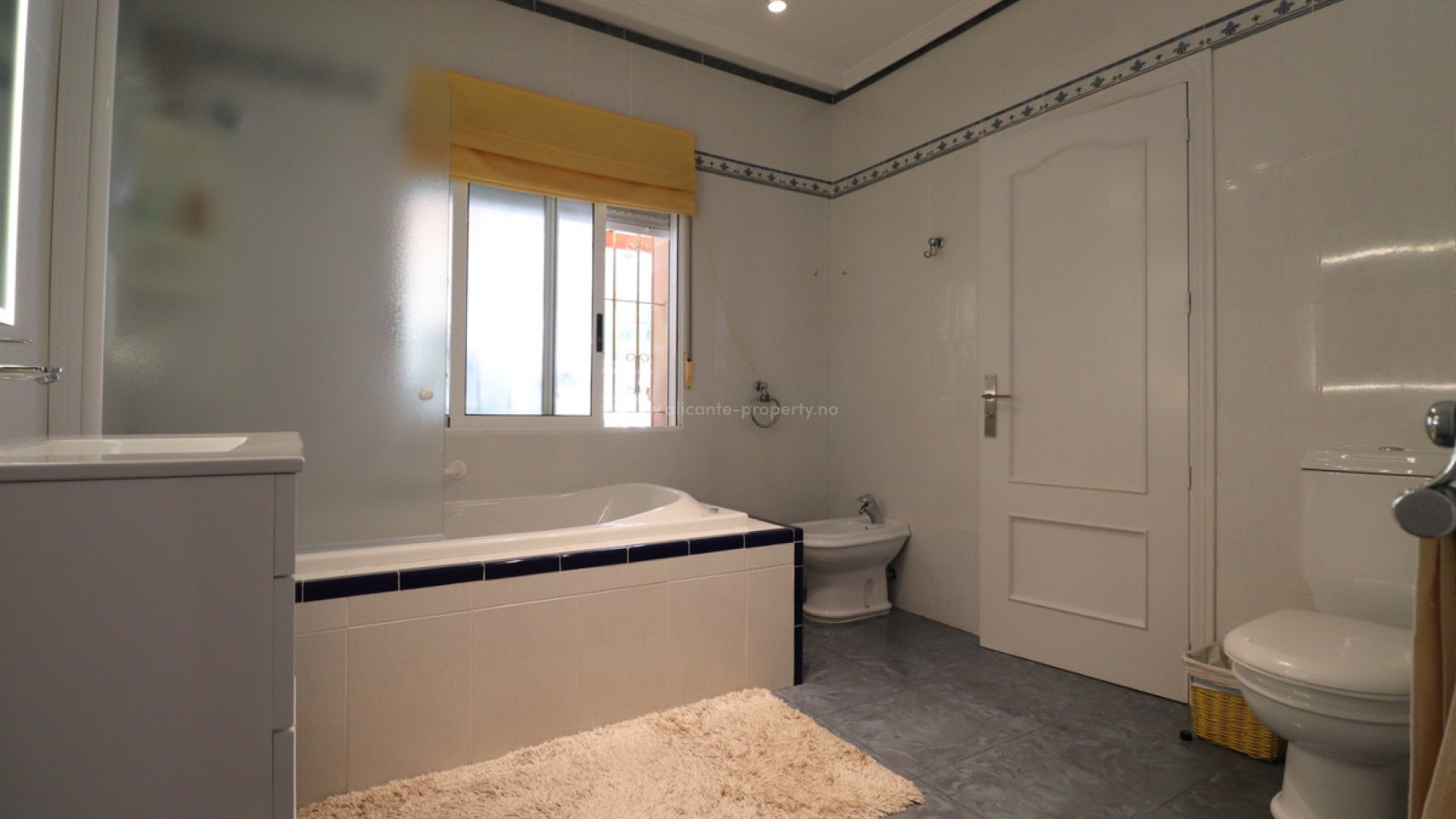 Hus / Villa i Algorfa Centro