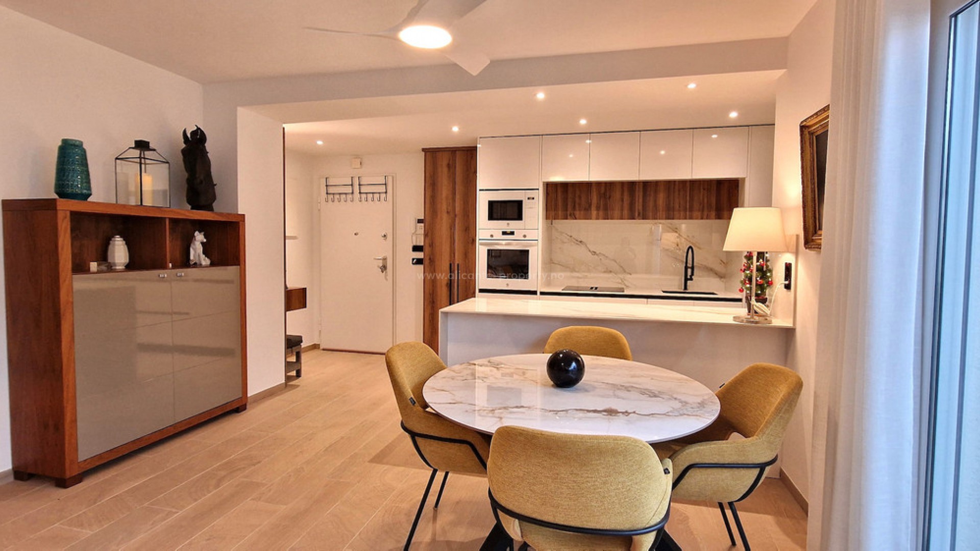 Hus / Villa i Algorfa Centro