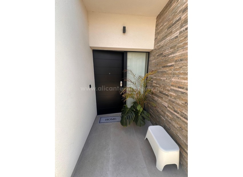 Hus / Villa i Algorfa Centro