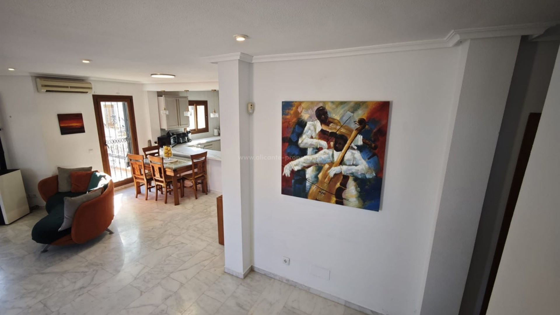 Hus / Villa i Algorfa Centro